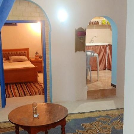 Comfortable Apartment Near Central Tunis With Terrace Exteriör bild