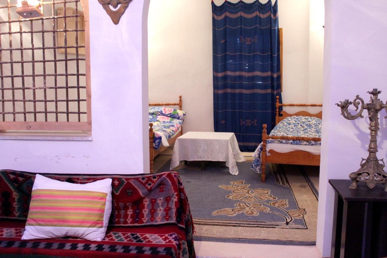 Comfortable Apartment Near Central Tunis With Terrace Exteriör bild